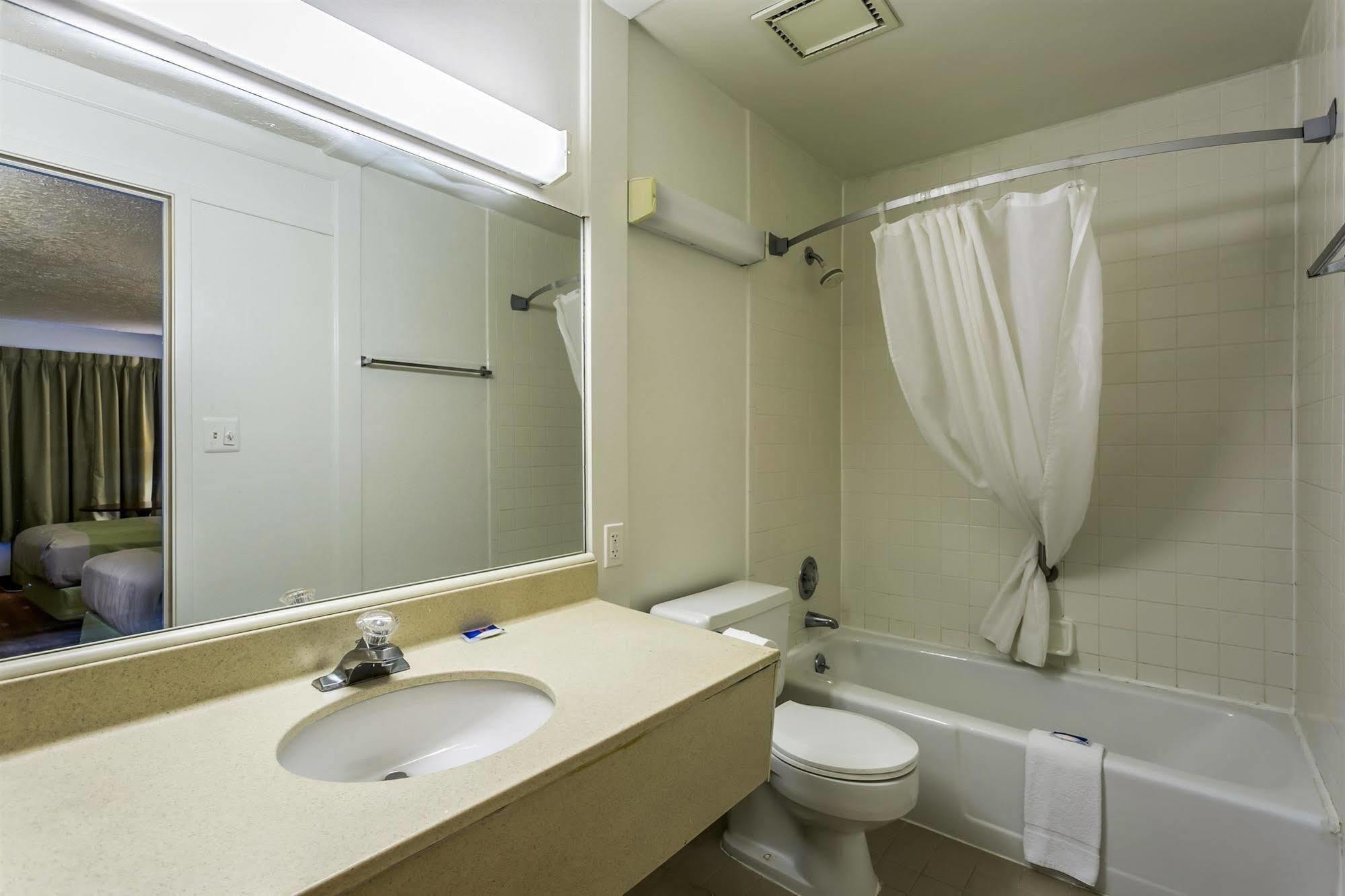 Americas Best Value Inn Edgewood, Md Dış mekan fotoğraf