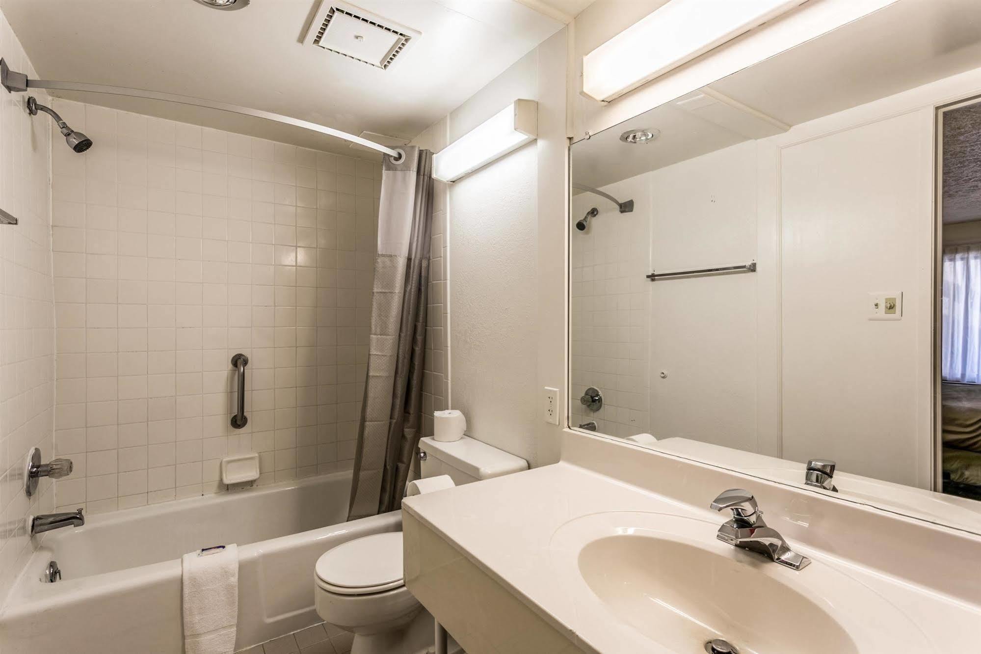 Americas Best Value Inn Edgewood, Md Dış mekan fotoğraf
